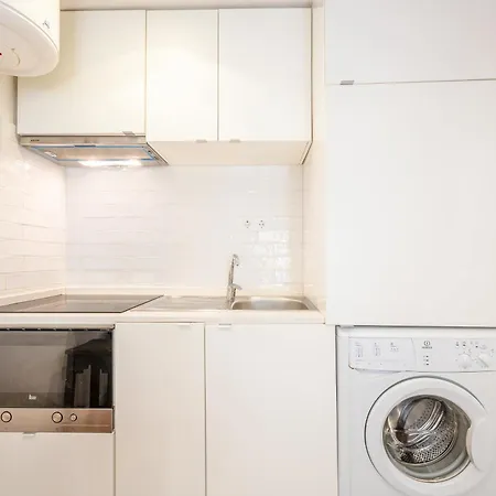 Cozy Getaway In Alfama By Lovelystay *