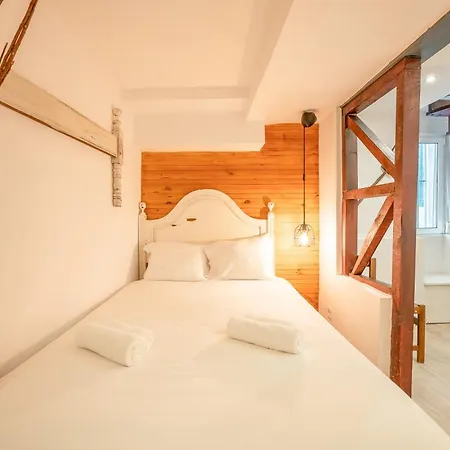 Lägenhet Cozy Getaway In Alfama By Lovelystay Lisboa